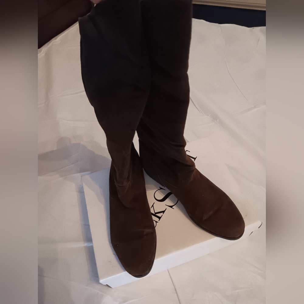 Jack Sprat brown suede boots